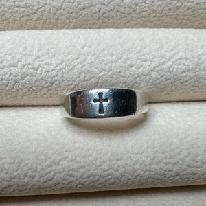 James Avery Small Crosslet Ring - size 6